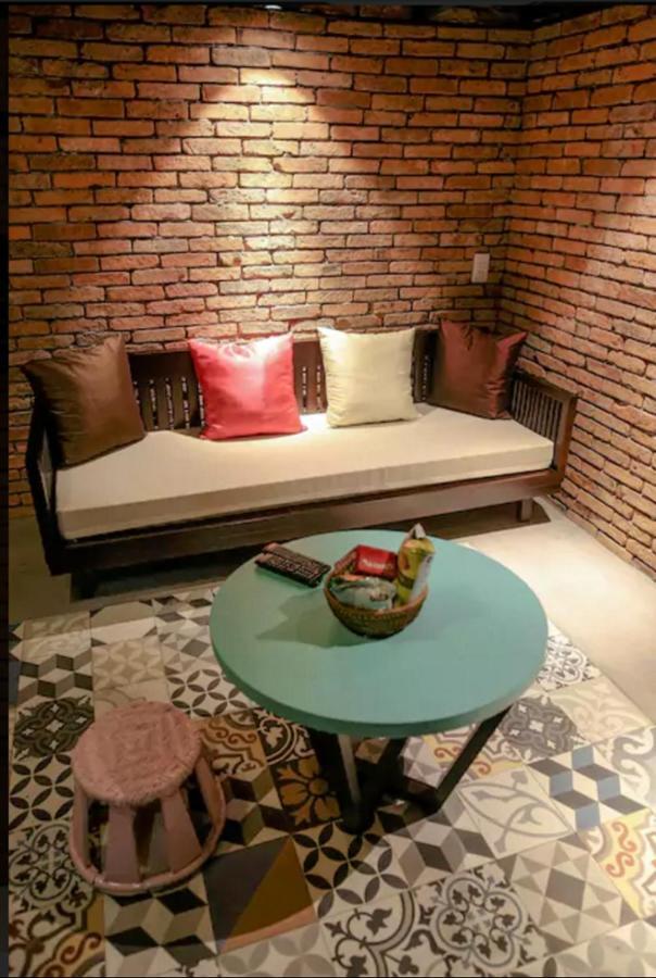 Stay&Chill - S.1: Ancient Studio Nearby Bui Vien Ho Chi Minh-staden Exteriör bild